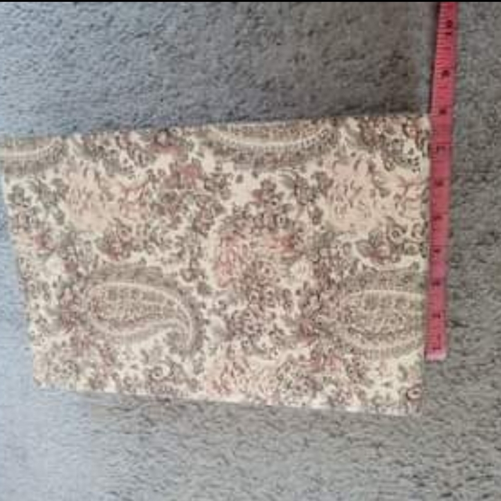 Box - Picture 4 of 4